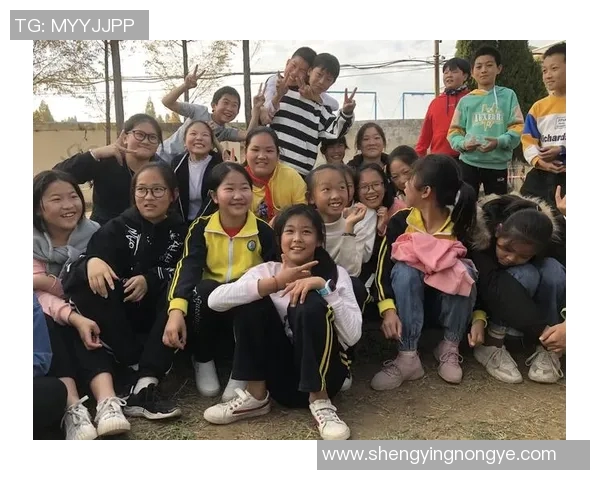 足球球星专属Y30手机壳设计展现运动激情与个性风采